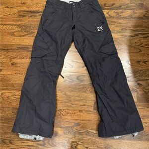 DC Women’s Black Snowboarding Pants